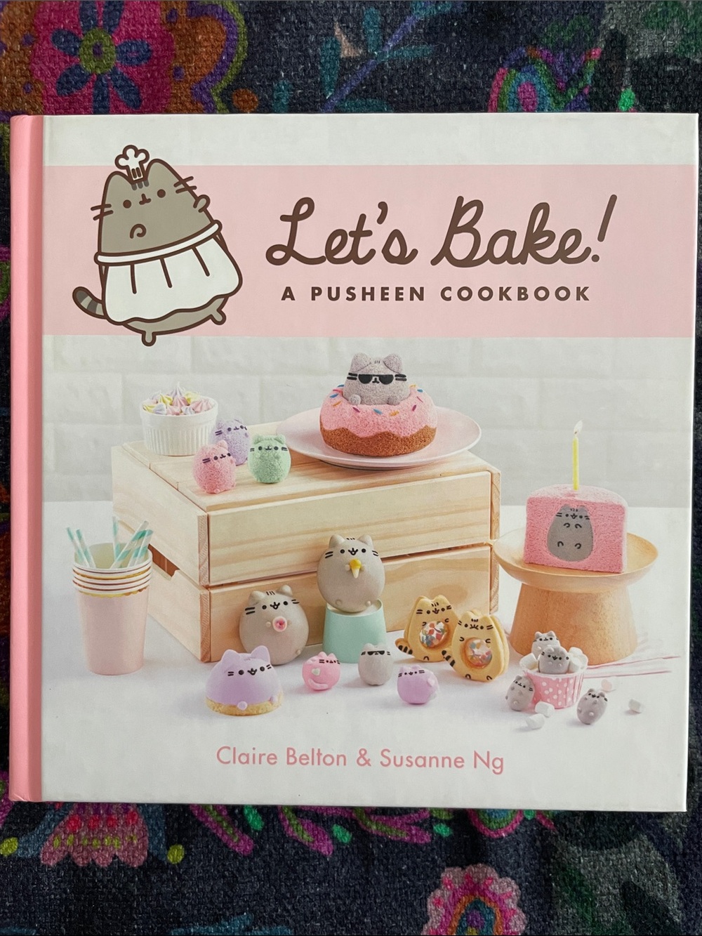 Pusheen Let's Bake! Cookbook - Pink Pastel Pastries Cakes 🧁 New Recipes Kawaii